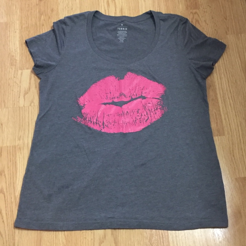 Torrid | Pink Kiss Print Graphic Tee